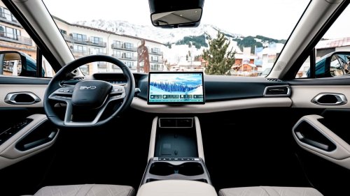 BYD Atto 2 DM-i (2026) im ersten Test: Kompakter Plug-in-Alleskönner