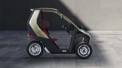 Este vehículo eléctrico de tres ruedas quiere ser un coche pequeño
