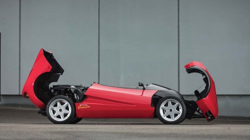 El Ferrari que provenía de otra dimensión
