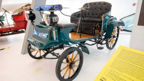 Opel y Zaragoza, una historia de amor a lo largo de cuatro décadas