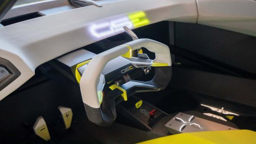 Opel y Zaragoza, una historia de amor a lo largo de cuatro décadas