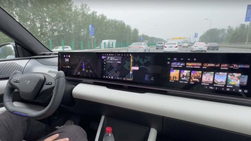 Xpeng, Tesla, Mengapa Xpeng Pakai Pendekatan Kontroversial Tesla untuk Otonom?