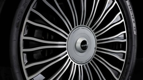 El EBRO s900 llega a España, desde 38.990 € (con descuento): PHEV 4x4 y con 425 CV