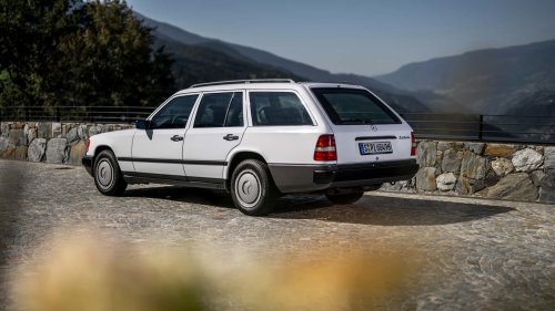 Mercedes, Das Mercedes T-Modell der Baureihe 124 wird 40 Jahre alt