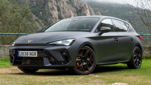 Cupra, 715 CV, a prueba: CUPRA Fomentor VZ5 y CUPRA León VZ (en vídeo)