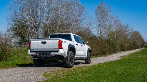 Este pick-up híbrido de Toyota está lleno de secretos