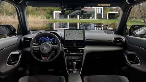 Así cambia el interior del nuevo Toyota Yaris Cross 2026
