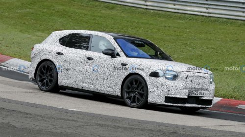 Das erste Elektroauto von Bentley zeigt sich als Erlkönig