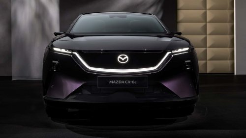 Mazda CX-6e vs. Tesla Model Y: Neueinsteiger gegen Altmeister