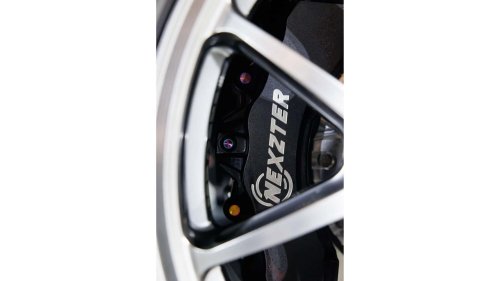 Neuer Toyota Hilux: Basismodell mit Schaltgetriebe