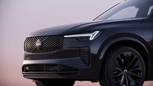 Volvo XC90 Black Edition (2025): Flaggschiff trägt jetzt schwarz