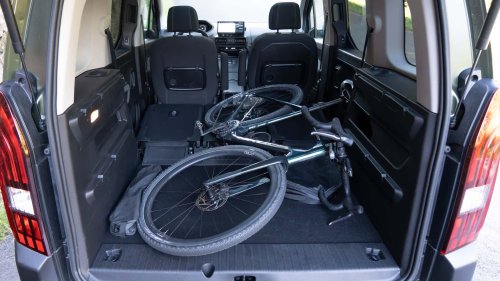 De Madrid a Finisterre, en furgoneta eléctrica: de viaje con la Peugeot e-Rifter