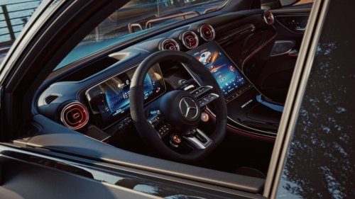 Mercedes-AMG GLC 53 Revealed: Six Cylinders Are Back, Baby
