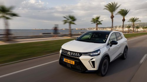 Mitsubishi Grandis 2025, al volante del SUV familiar urbano electrificado