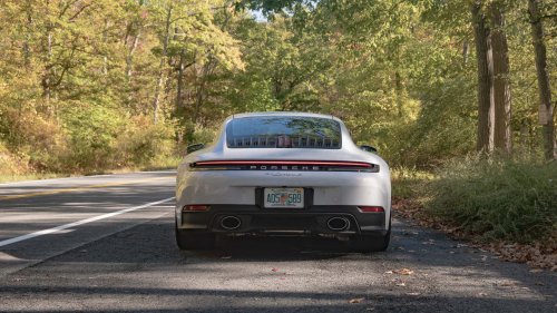 Don't Overlook the Porsche 911 Carrera S: Review