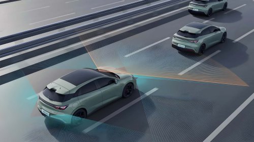 BYD Akan Tanggung Perbaikan jika Mobil Parkir Mandirinya Tabrakan