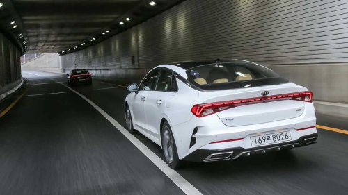 Kia, Kia Optima, 'Ain’t No Way With a USB Port:' Woman’s Kia Optima Goes Missing From Driveway. She Can’t Believe Where She Finds It