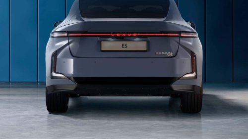 Lexus ES 2026: la berlina electrificada, ya a la venta en España
