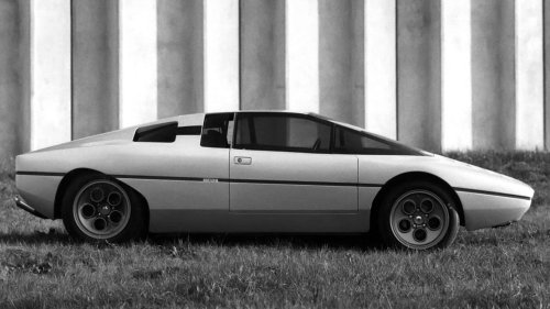 La Lamborghini Bravo, icône italienne avec des intérieurs en Alcantara