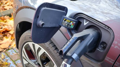 VinFast | Kia | Kia EV3 | Skoda | Vinfast VF6 (2025): Kia EV3 und Skoda Elroq Konkurrent im Test