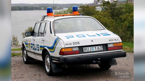 Saab 900 GLi Polizei (1984) : La voiture de patrouille oubliée de la Suède