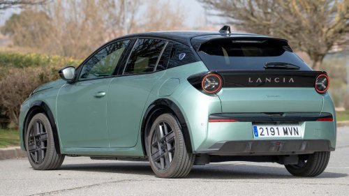 Lancia Ypsilon Elettrica 2026, un utilitario cero emisiones con mucho estilo