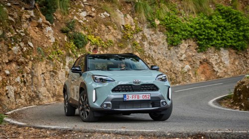 Nuevo Toyota Yaris Cross 2025: oferta SUV, Hybrid Eco, revisiones, garantía WOW