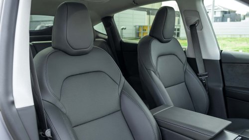 Tesla produit de moins en moins de Model Y en Europe. Mais l'entreprise a un plan B