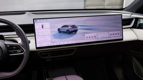 Mazda CX-6e, el interior del nuevo SUV japonés