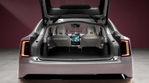 Volvo, Volvo ES90, l'intérieur et le coffre du vaisseau amiral suédois