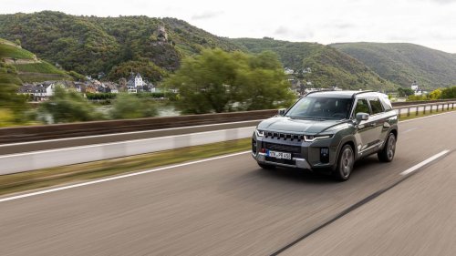 KGM Torres HEV 2025, conducimos el SUV híbrido coreano de moda