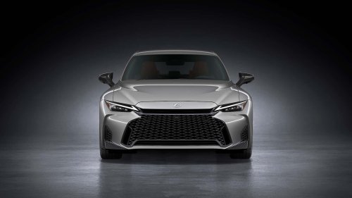 El Lexus prohibido en España, más atractivo que nunca