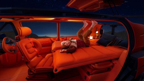 Le pneu qui lit la route avant le conducteur