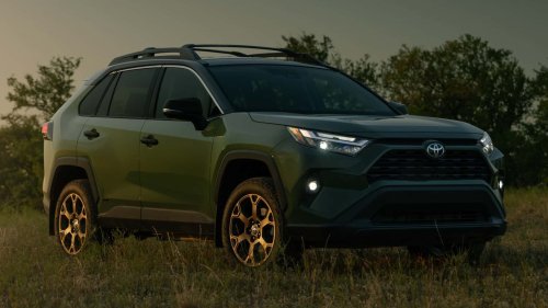 10 Best Selling Cars of 2025 (So Far)