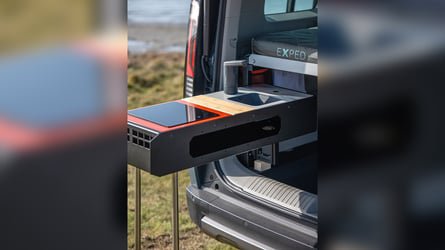 Kia PV5 Camper (2026): VanTrack zeigt Modul-Ausbau für 10.000 Euro