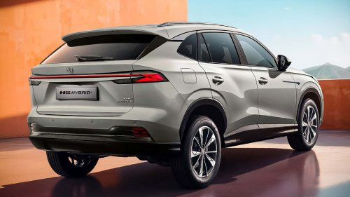 Toyota, MG, ¿Caro el Toyota RAV4? El MG HS Hybrid+ cuesta 10.600 euros menos