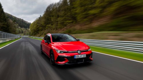 El Volkswagen Golf GTI cumple 50 años y lo celebra a lo grande