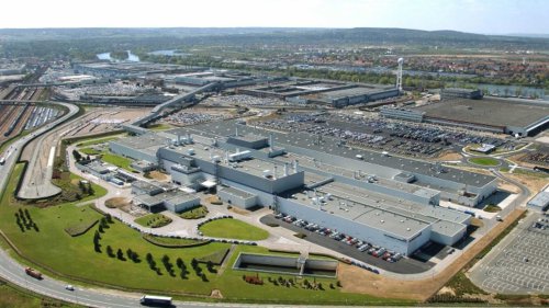 L’usine Stellantis de Poissy va stopper la production trois semaines en octobre