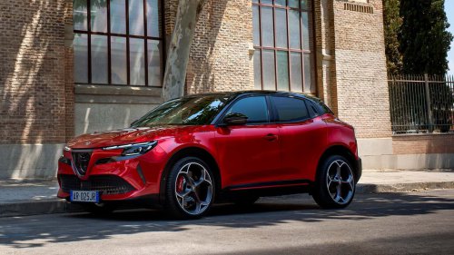 L'Alfa Romeo Junior se renouvelle, voici comment et combien elle coûte