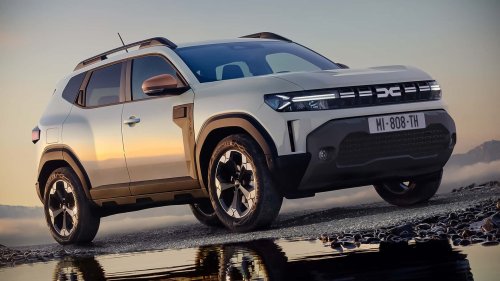 Dacia, DR 5.0 vs. Dacia Duster: comparativa entre SUV baratos