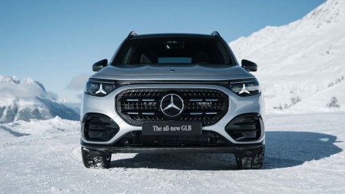 Nuevo Mercedes-Benz GLB 2026: el SUV 'cuadrado', con mimbres del CLA