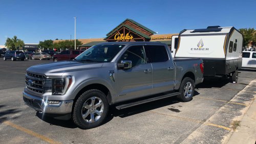 'Have You Been Approved?':  Mississippi Customer Pays $1,200 for 4 New Tires. Then He Has No Way to Pay for Them