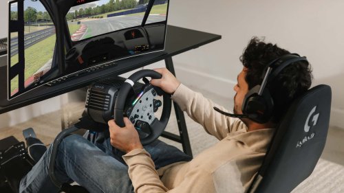 Logitech's New Steering Wheel Is For Serious Sim Racers. We Got a Hands-On Look
