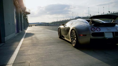 Bugatti, 20 Years Later, The Bugatti Veyron Is Cooler Than Ever