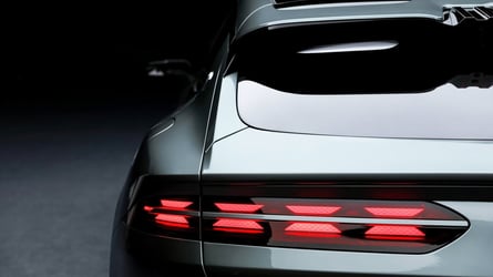 Este coche carga su batería en el mismo tiempo ¡que si echaras gasolina!