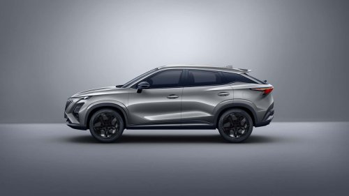 Gama Omoda 5 híbrido: dos acabados muy bien equipados