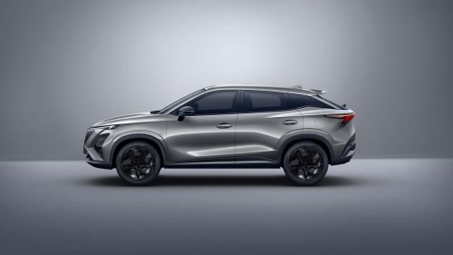 Gama Omoda 5 híbrido: dos acabados muy bien equipados