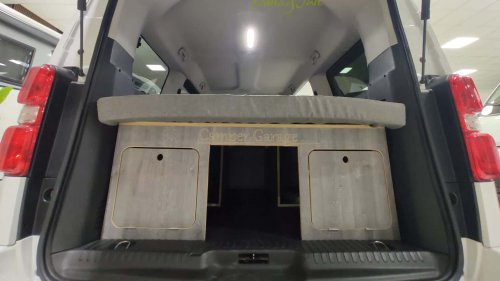 Llegan la primavera y las camper asequibles: esta Zafira está a tiro