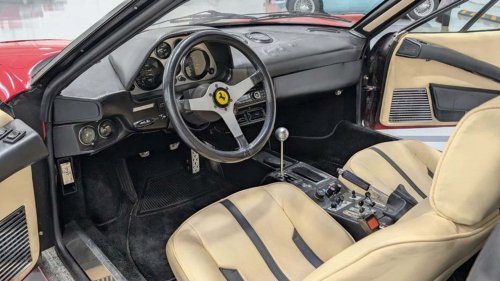 Cette Ferrari 308 GTS de Magnum est mise aux enchères