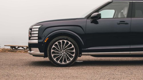 Hyundai Recalls 47,000 Palisade SUVs For Seat Belt Issue